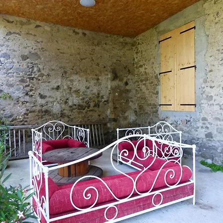 Maison De Moderne Avec Privatif Et Jardin A - Fr-1-489-482 *