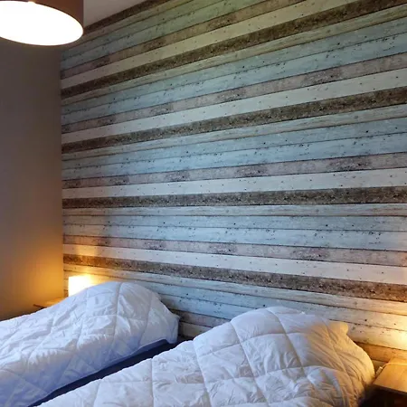 Maison De Moderne Avec Privatif Et Jardin A - Fr-1-489-482 Hébergement de vacances *